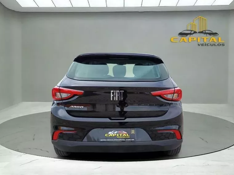 Fiat Argo Preto 7