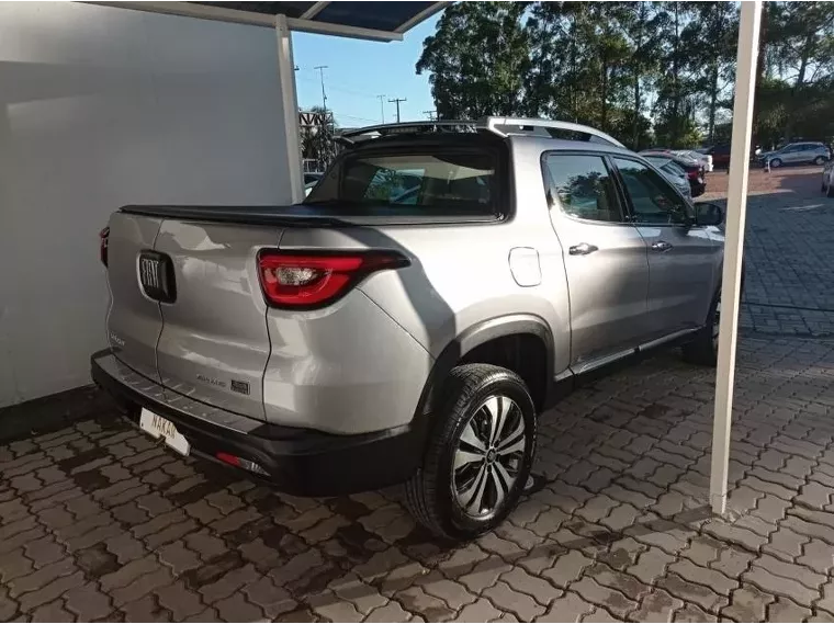 Fiat Toro Prata 4