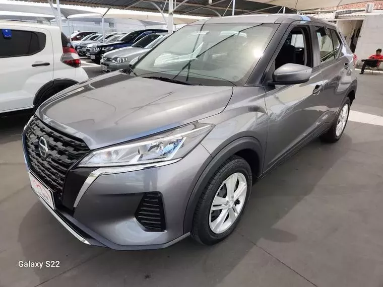 Nissan Kicks Cinza 8