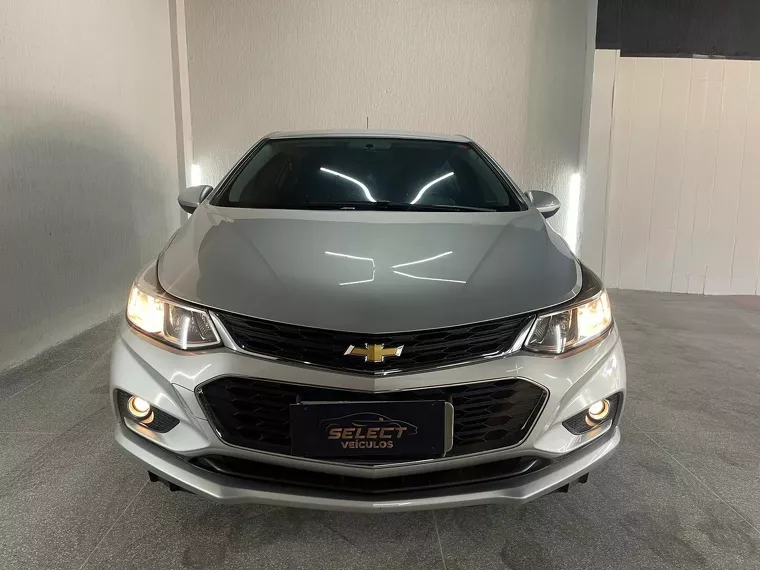 Chevrolet Cruze Prata 13