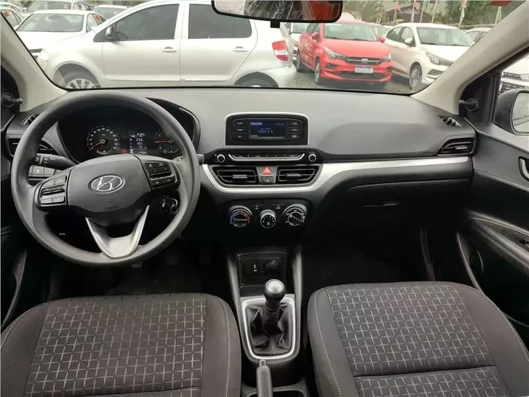 Hyundai HB20 Cinza 13