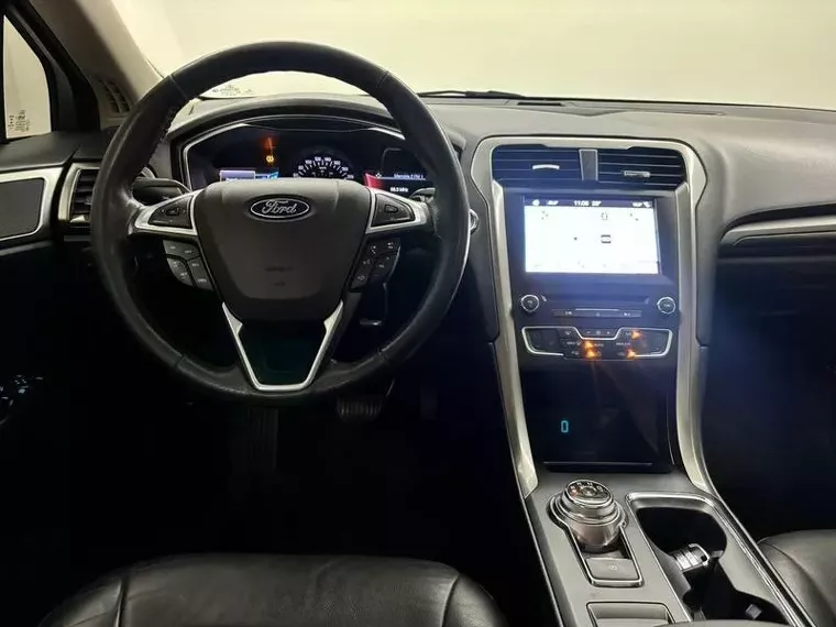 Ford Fusion Branco 9