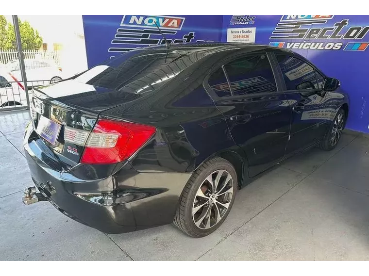 Honda Civic Preto 6