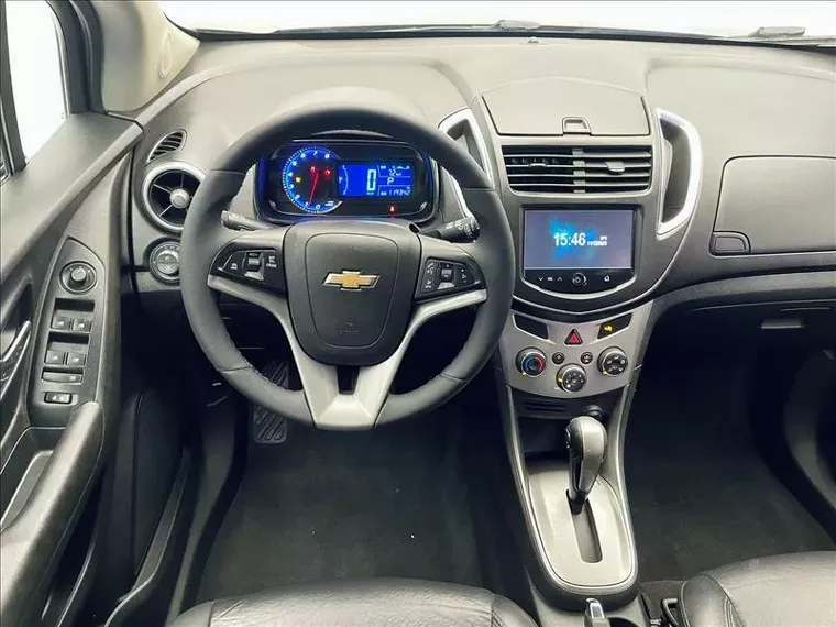 Chevrolet Tracker Preto 5