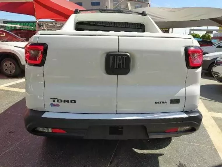 Fiat Toro Branco 4