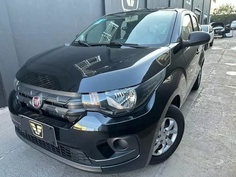 Fiat Mobi Preto 7