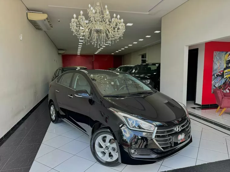 Hyundai HB20S Preto 14