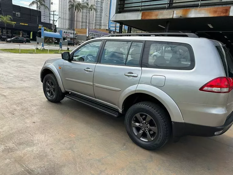 Mitsubishi Pajero Dakar Prata 2