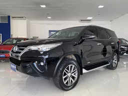 Toyota Hilux SW4