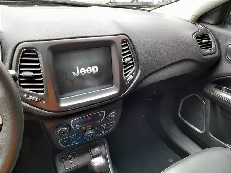 Jeep Compass Branco 4