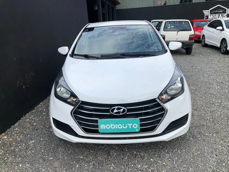 Hyundai HB20S Branco 6