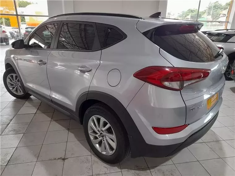 Hyundai Tucson Prata 5