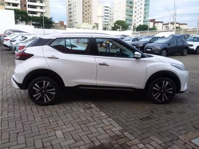 Nissan Kicks Branco 5