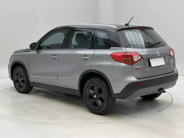 Suzuki Vitara Cinza 3