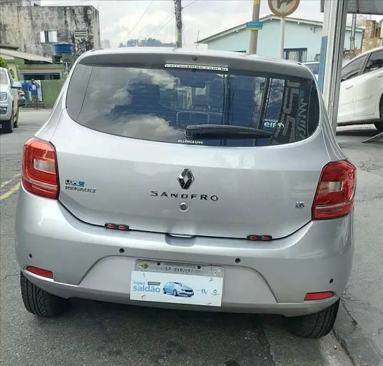 Renault Sandero Prata 4