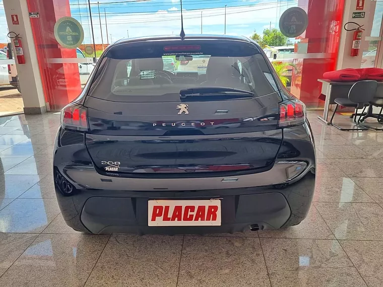 Peugeot 208 Preto 5