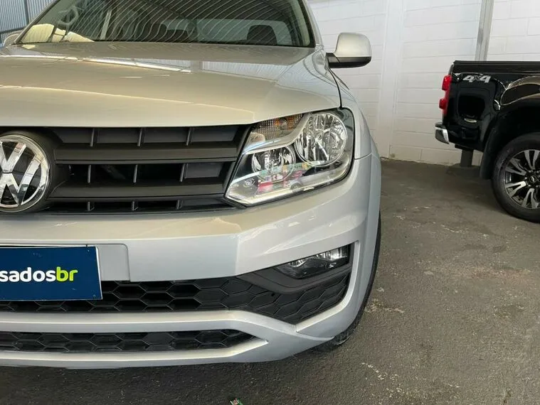 Volkswagen Amarok Prata 4