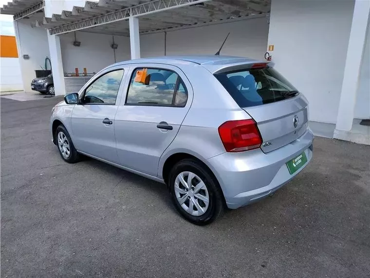 Volkswagen Gol Prata 8