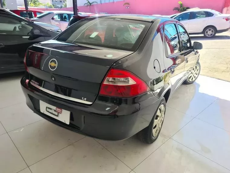 Chevrolet Prisma Preto 15