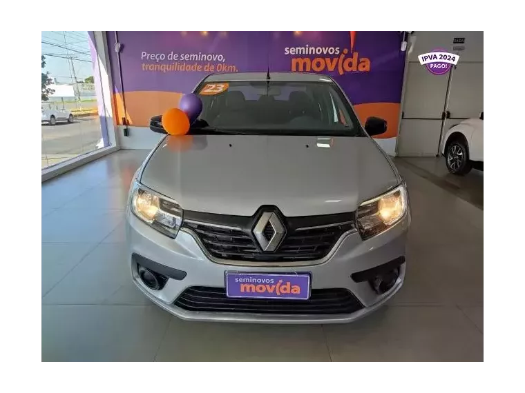 Renault Logan Prata 4