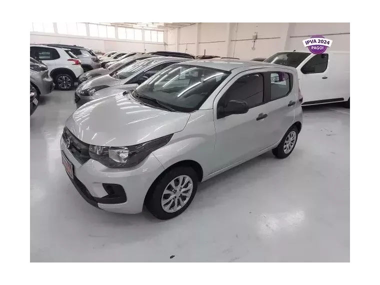 Fiat Mobi Prata 2