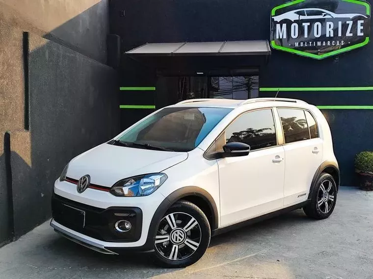 Volkswagen UP Branco 1