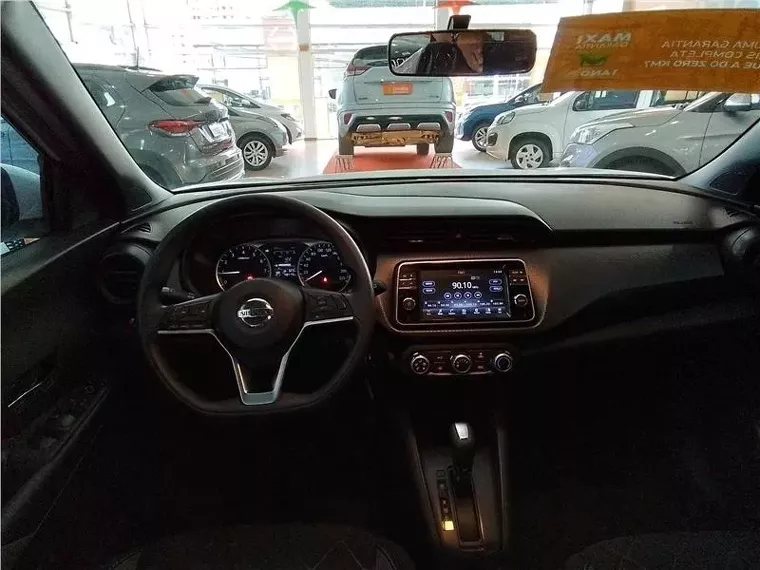 Nissan Kicks Branco 3