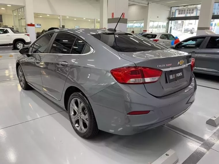 Chevrolet Cruze Cinza 4