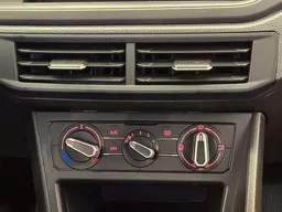 Volkswagen Polo Hatch