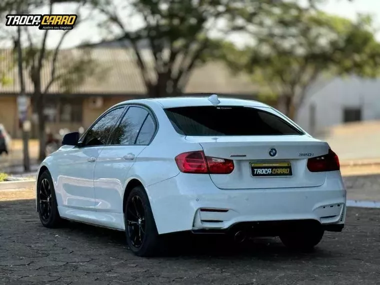 BMW 320i Branco 5