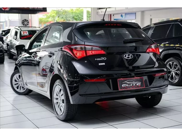 Hyundai HB20 Preto 15