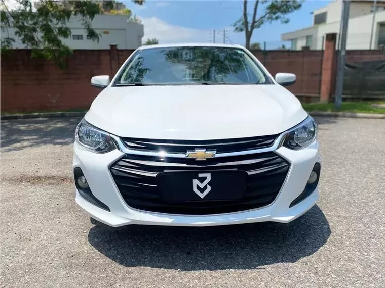 Chevrolet Onix Branco 4