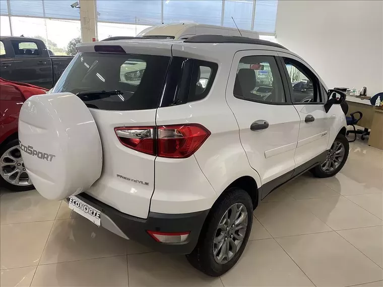 Ford Ecosport Branco 6