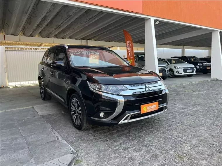 Mitsubishi Outlander Preto 5