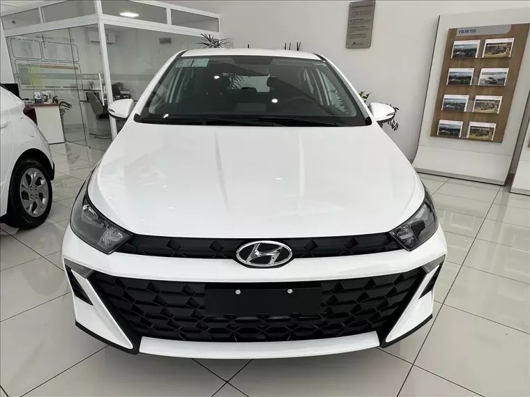 Hyundai HB20 Branco 6