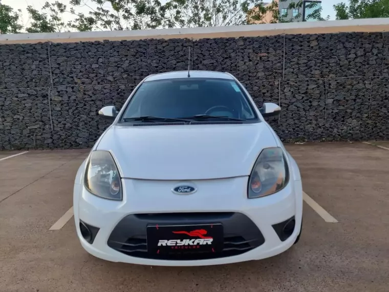 Ford KA Branco 5