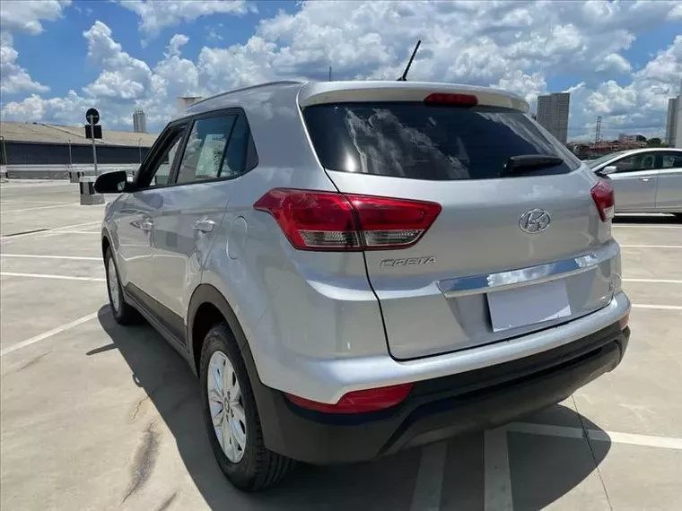 Hyundai Creta Prata 11