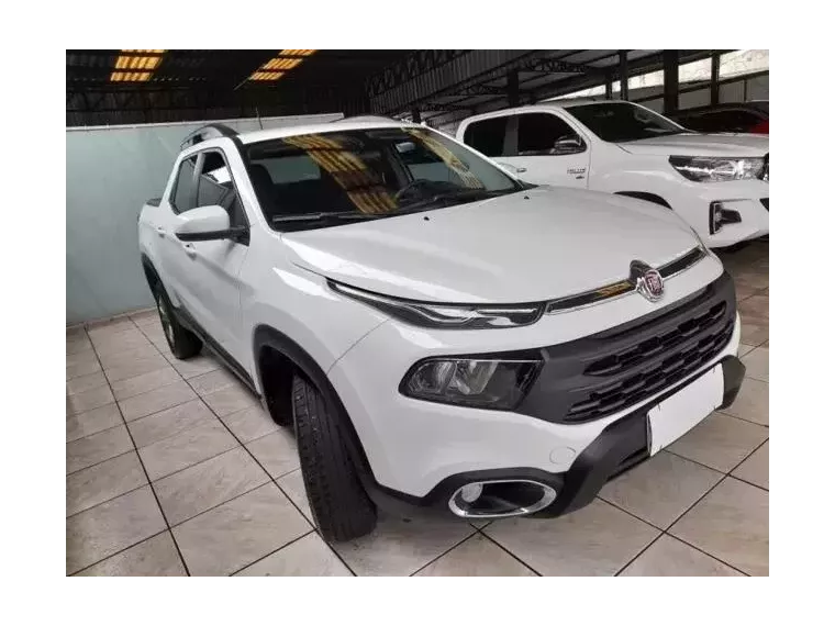 Fiat Toro Branco 5