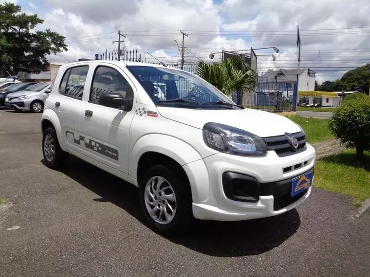 Fiat Uno Branco 2