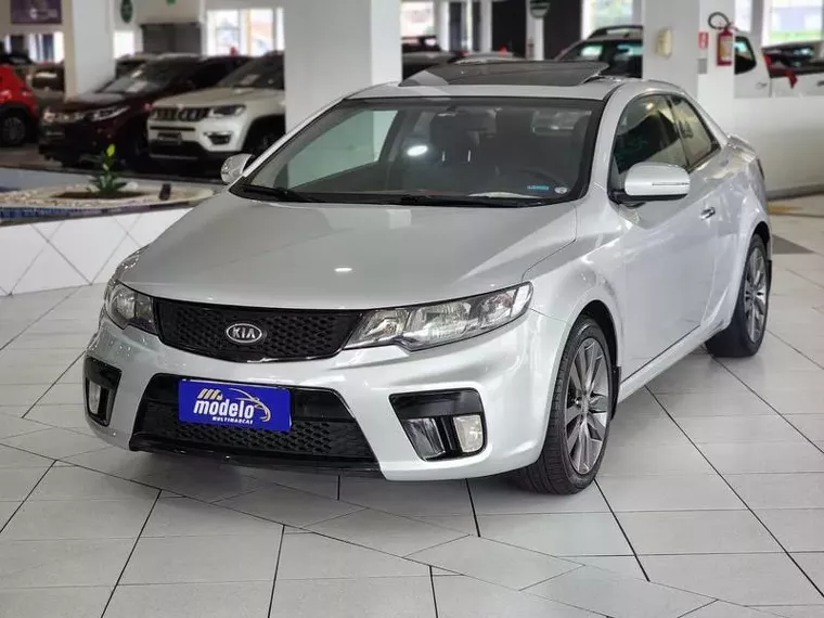 KIA Cerato Prata 1