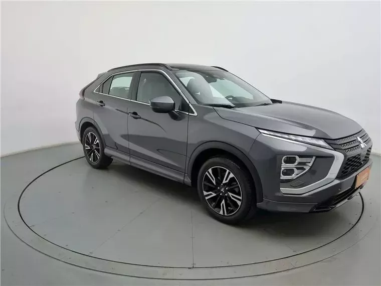 Mitsubishi Eclipse Cross Cinza 19