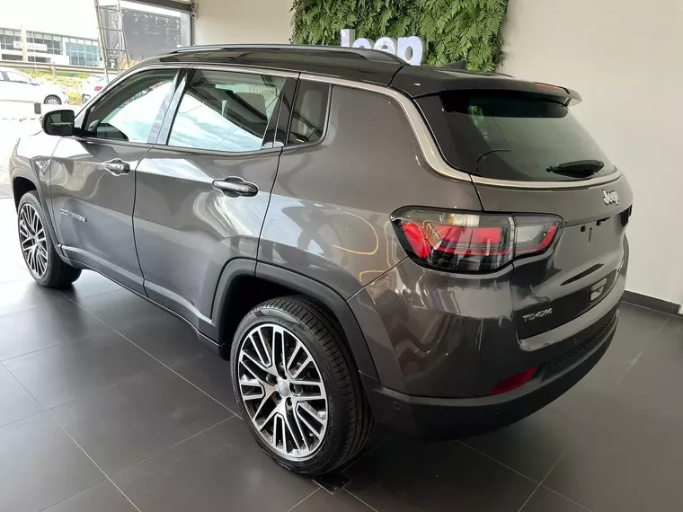 Jeep Compass Cinza 4