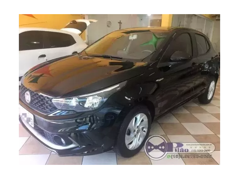 Fiat Argo Preto 1