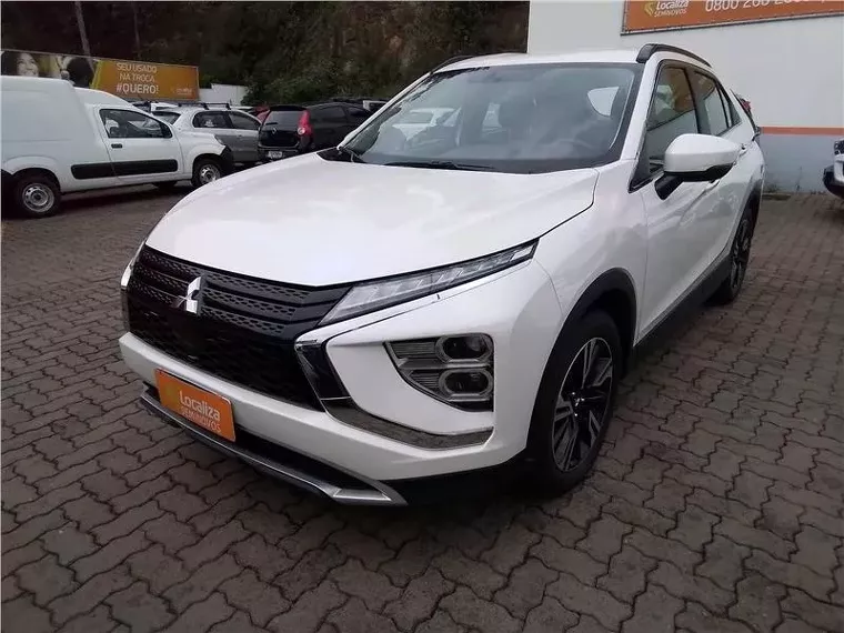 Mitsubishi Eclipse Cross Branco 13