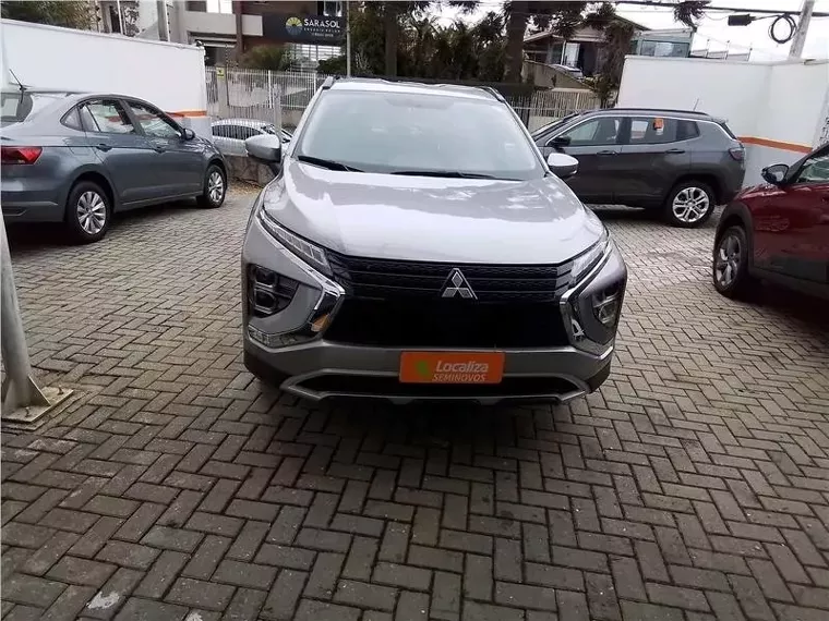 Mitsubishi Eclipse Cross Prata 17