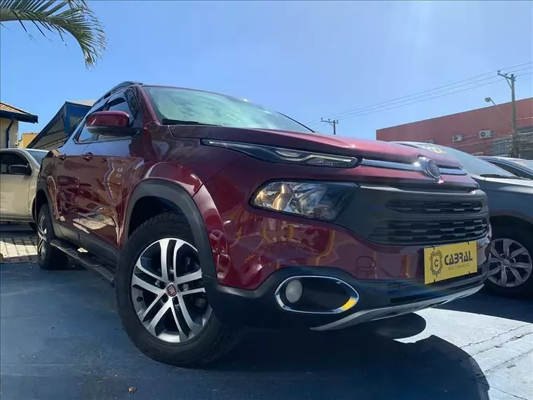 Fiat Toro Vermelho 1