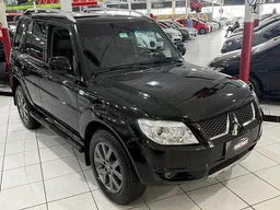 Mitsubishi Pajero TR4