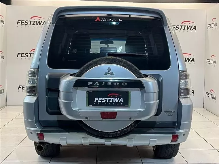 Mitsubishi Pajero Full Prata 6