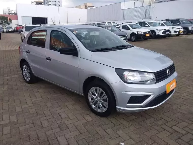 Volkswagen Gol Prata 9