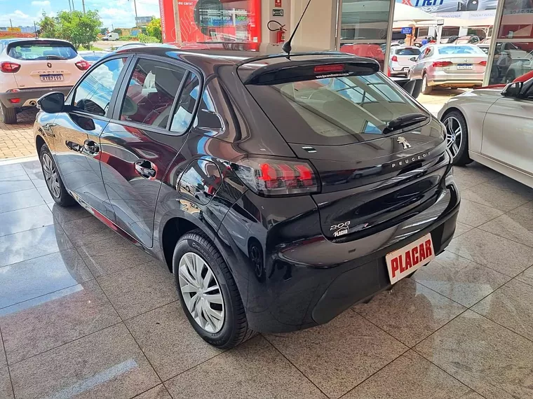 Peugeot 208 Preto 1